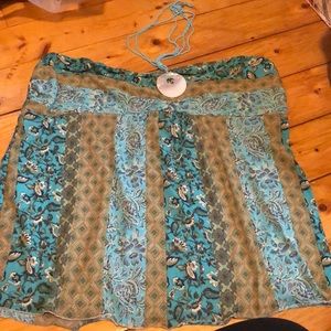 Shell halter top